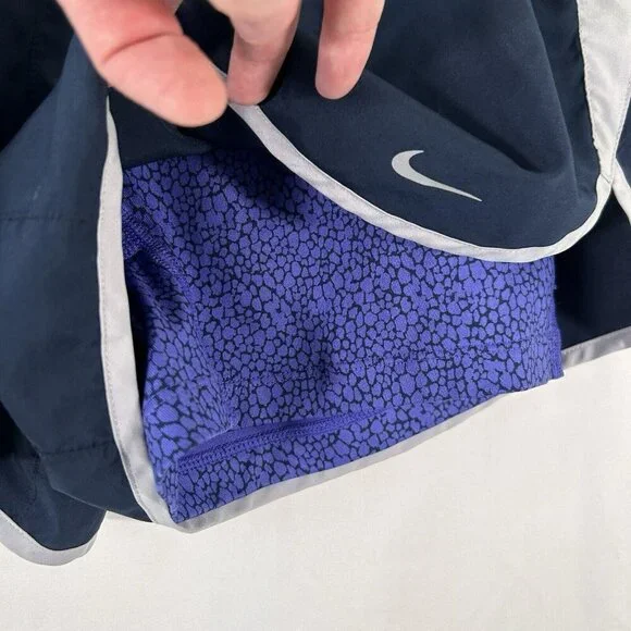 Nike Running Shorts Women's Large Blue Grey Striped Lined Drawstring Pull On - Picture 4 of 9